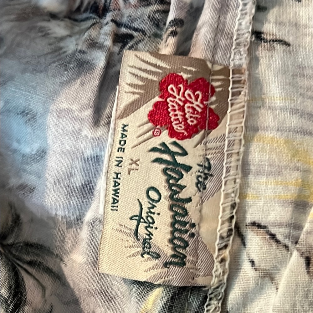 Hawaiian Original Hilo Hattie Shirt and Shorts Set, Like New XL - Picture 8 of 9